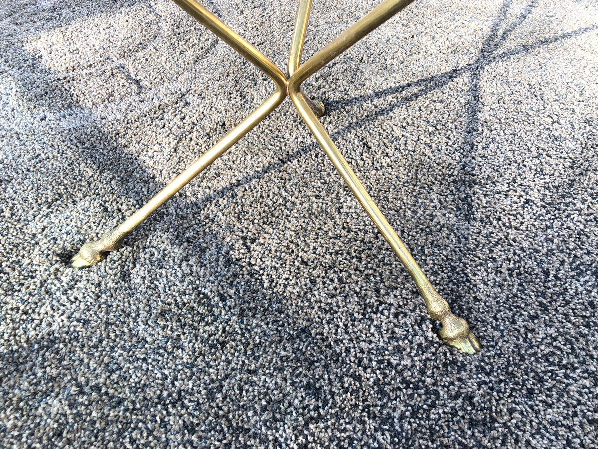 Table Basse Tripode en Verre et Laiton, dans le goût de Jansen 1970s