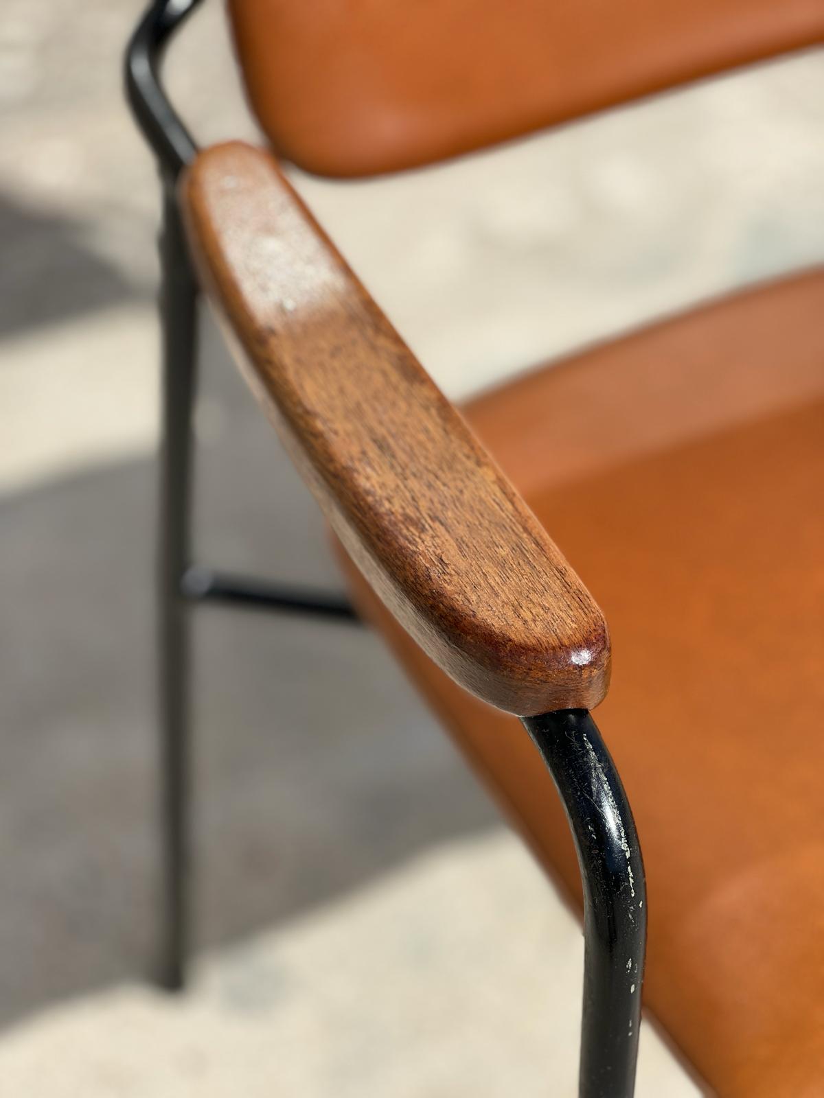 Paire de Fauteuils en métal, chêne vintage dans le goût de Pierre Paulin 1950