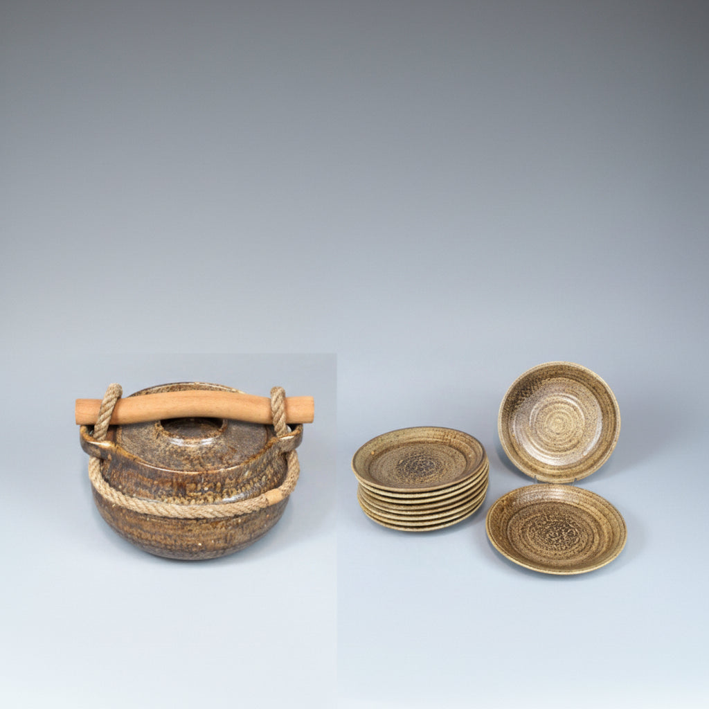 Potier de l'Abbaye, ensemble en céramique : soupière et assiettes, 11 pièces, 1960