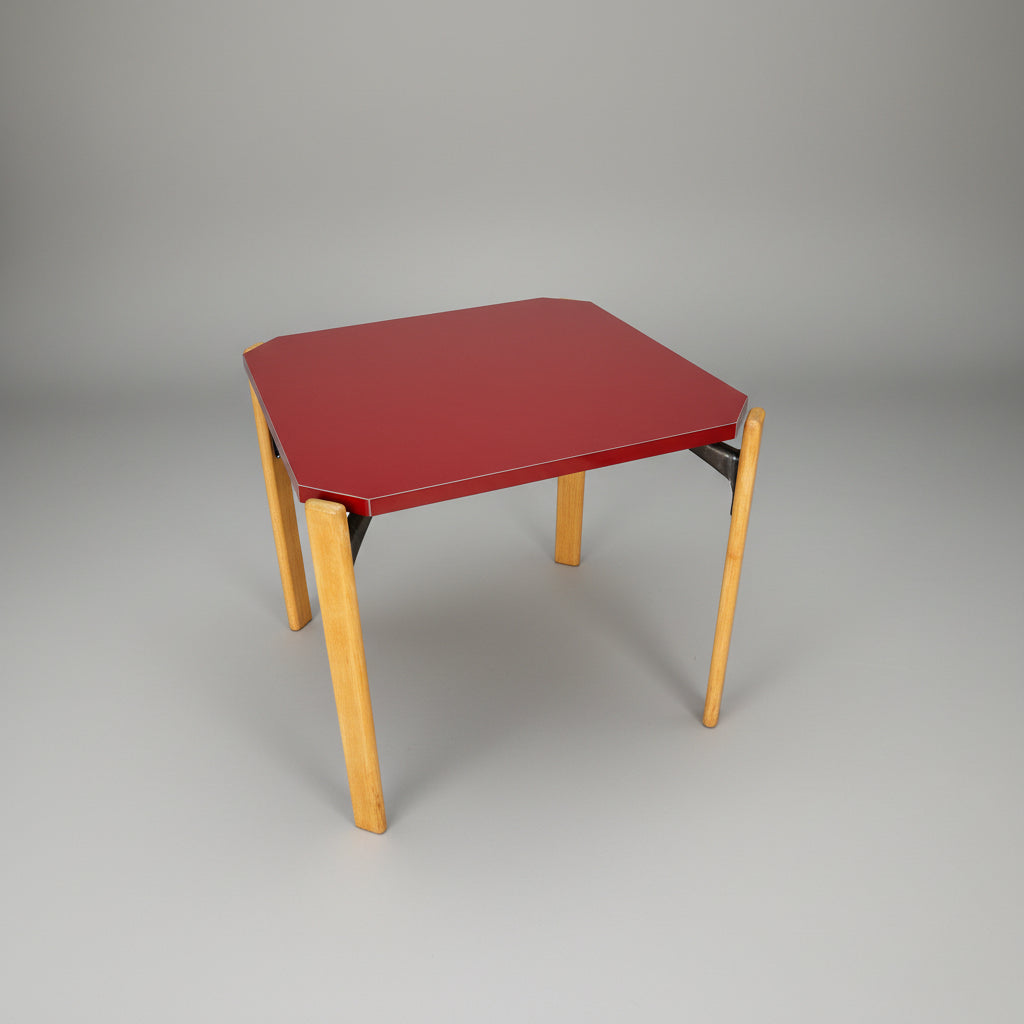Table Bruno Rey en Formica rouge pour Dietiker, années 1970