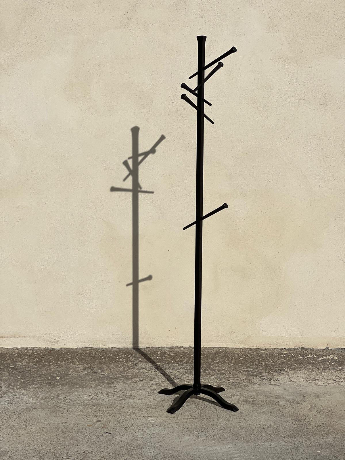 Porte-manteaux en fer forgé, Francis Dewaele, Atelier de Marolles 1950