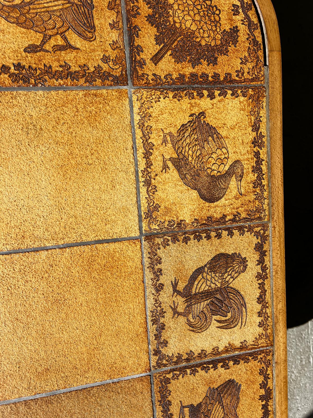 Rare table basse Roger Capron à décor d'animaux 1960
