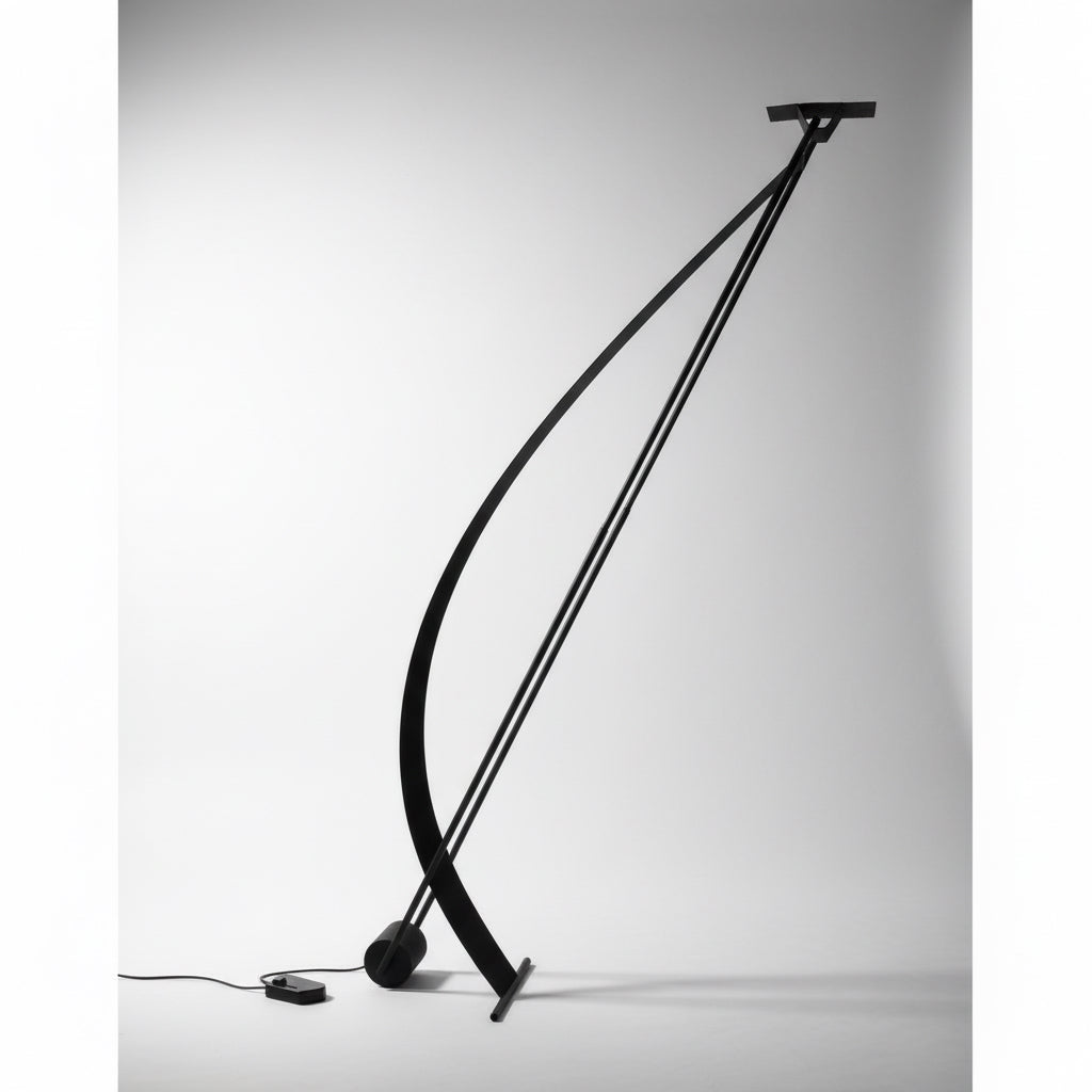 Lampadaire Design Éric Solè modèle "Zippo" en tôle laquée noire 1980